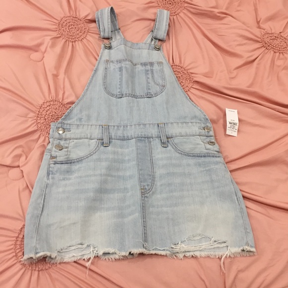 American Eagle Outfitters Dresses & Skirts - NWT SO SOFT AMERICAN EAGLE DENIM OVERALL SKIRT XS